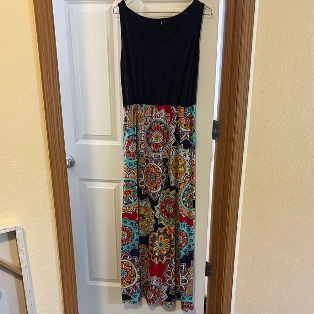 Colorful Patterned Maxi Dress - Picture 1 of 3